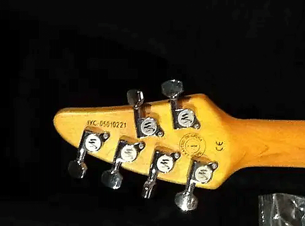 Brian Moore i81.13.USB Hybrid Synth Electric Guitar Amber