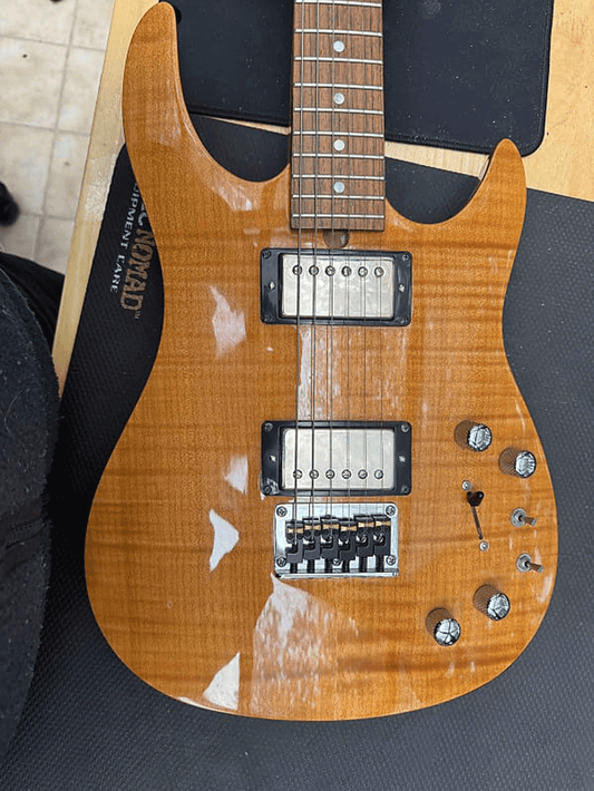Brian Moore i81.13.USB Hybrid Synth Electric Guitar Amber